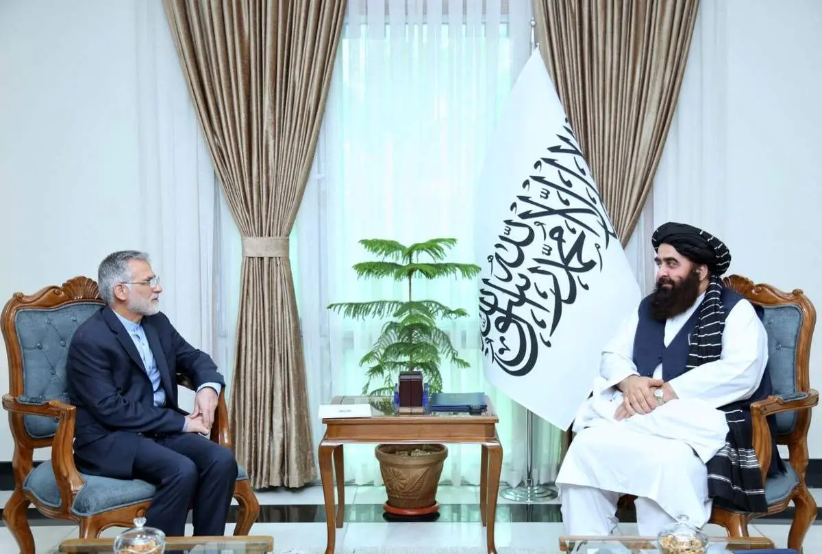گفتوگوی دستیار وزیر امور خارجه با امیرخان متقی درباره حقآبه هیرمند
