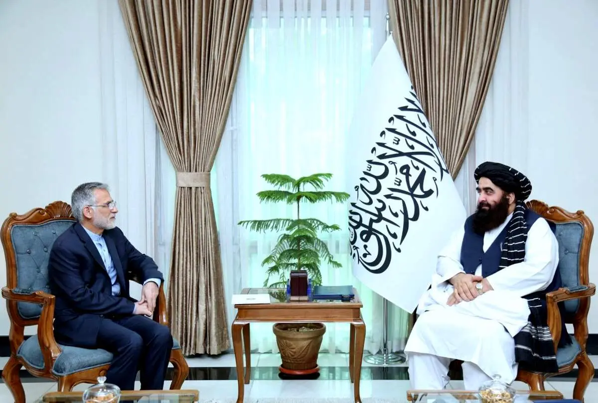 گفت‌وگوی دستیار وزیر امور خارجه با امیرخان متقی درباره حقآبه هیرمند 