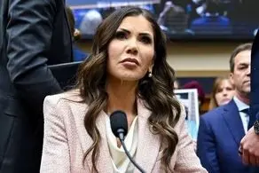 این زن جنجالی به عنوان اولین عضو کابینه در دولت ترامپ برکنار شد 