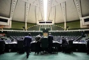 کدامیک از میهمانان داخلی در مراسم تحلیف حضور دارند؟ 