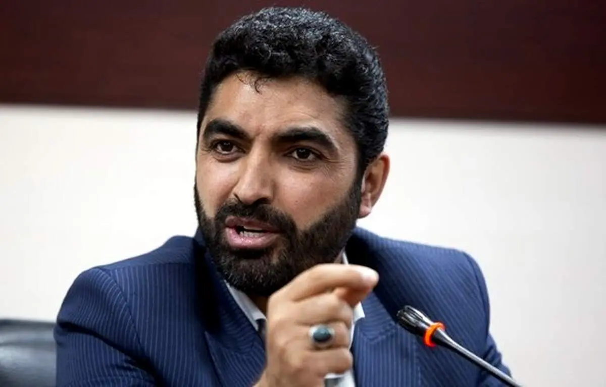 یک نماینده خطاب به بازرس ریاست‌جمهوری؛ در جایگاهی نیستی که درباره مجلس حرف بزنی 