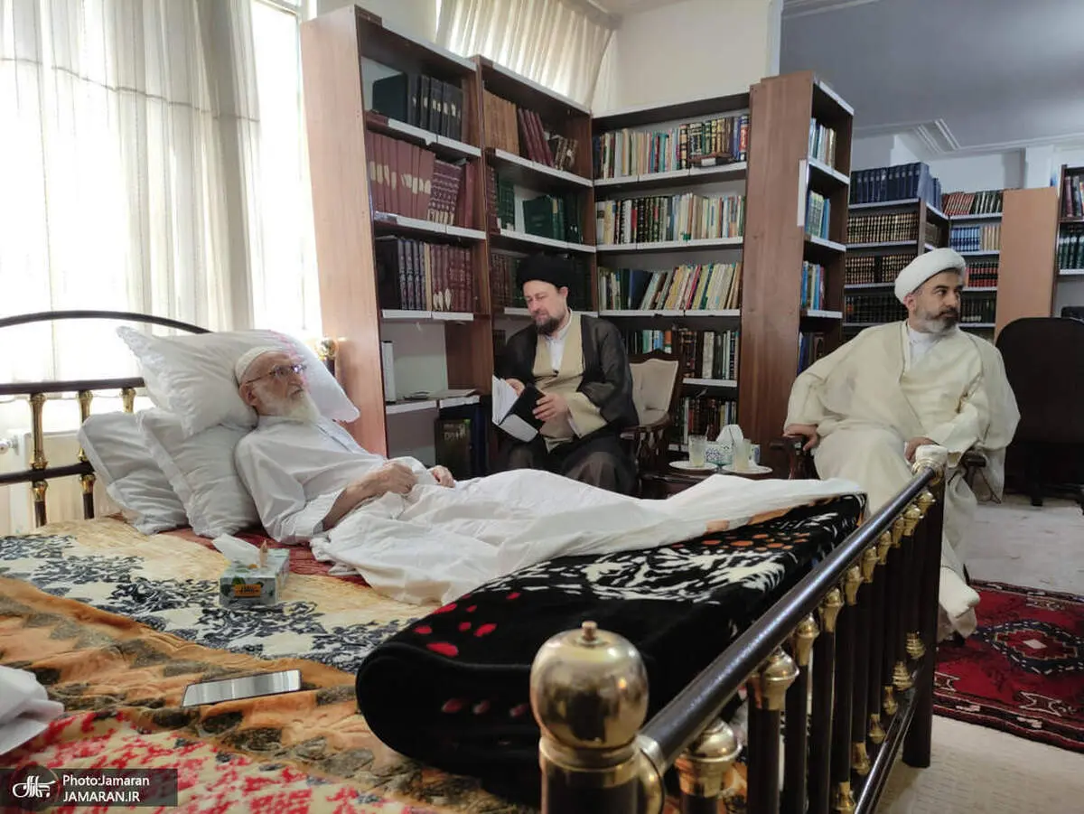 عیادت سیدحسن خمینی از آیت‌الله نوری همدانی 