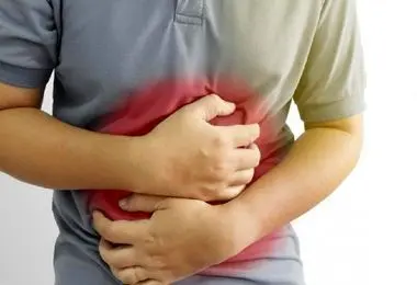 نفخ بعد از نوشیدن آب/ مقصر اصلی را بشناسید