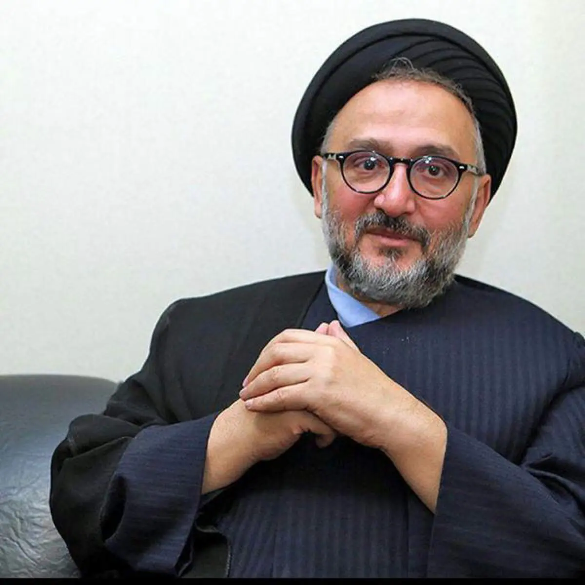 دفاع یک روحانی از سلف پرماجرا دختران و پسران در دانشگاه شریف