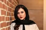 عکسی کمتر دیده شده از چهره بدون آرایش پریناز ایزدیار در اتاق گریم جشنواره کن+ تصویر