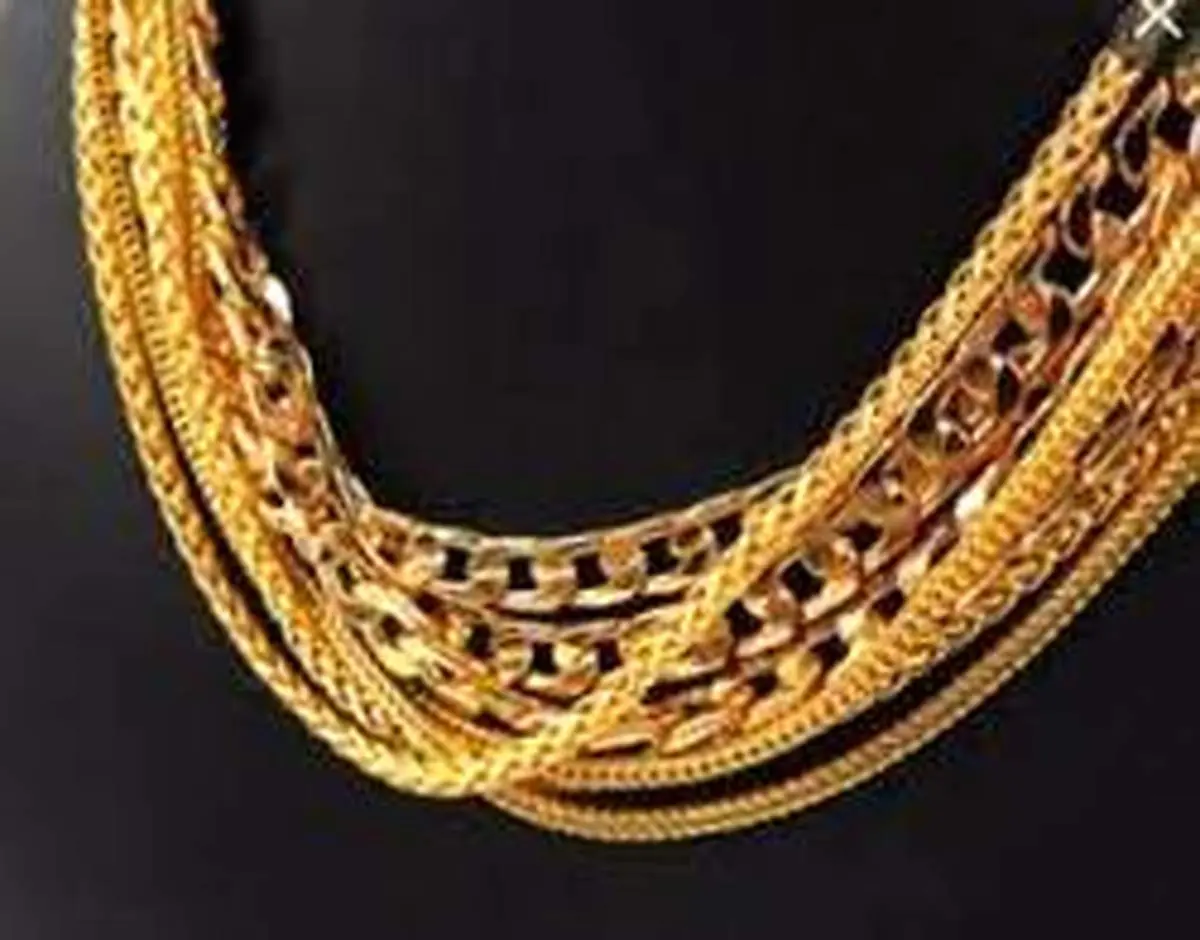 طلاق بخاطر نخریدن گردنبند ۱۲۰ میلیون تومانی