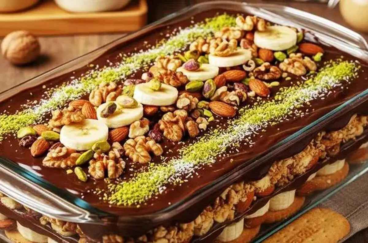 طرز تهیه کیک یخچالی موز و گردو در چند دقیقه
