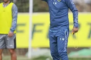 اتهام سنگین سرمربی سپاهان به قهرمانیِ پرسپولیس