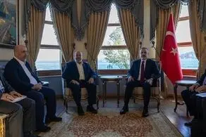 دیدار هیاتی از حماس با وزیر خارجه ترکیه