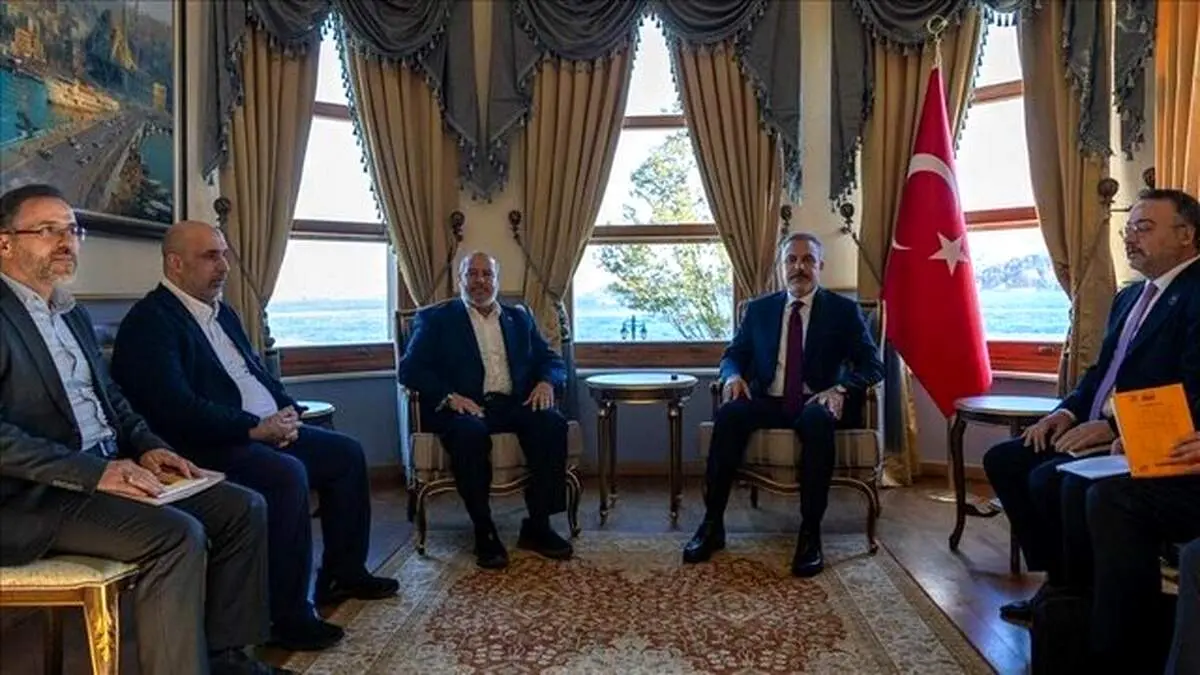 دیدار هیاتی از حماس با وزیر خارجه ترکیه