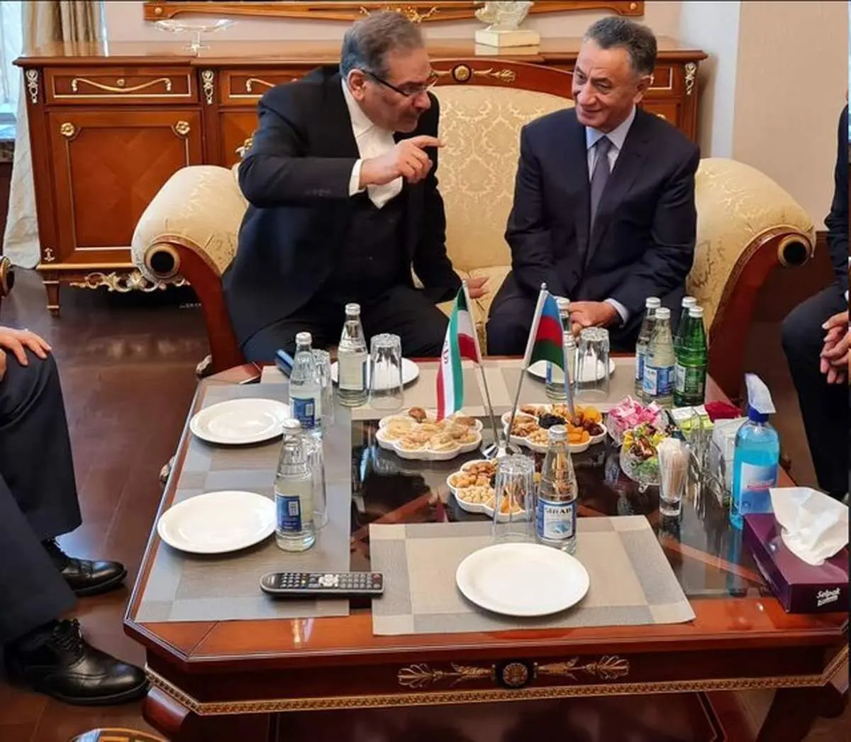 شمخانی به باکو رسید