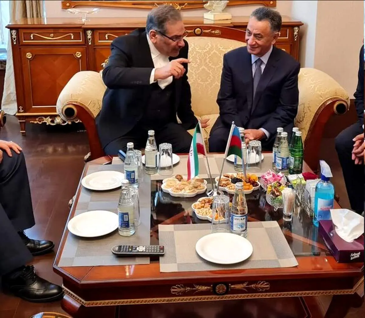 شمخانی به باکو رسید 