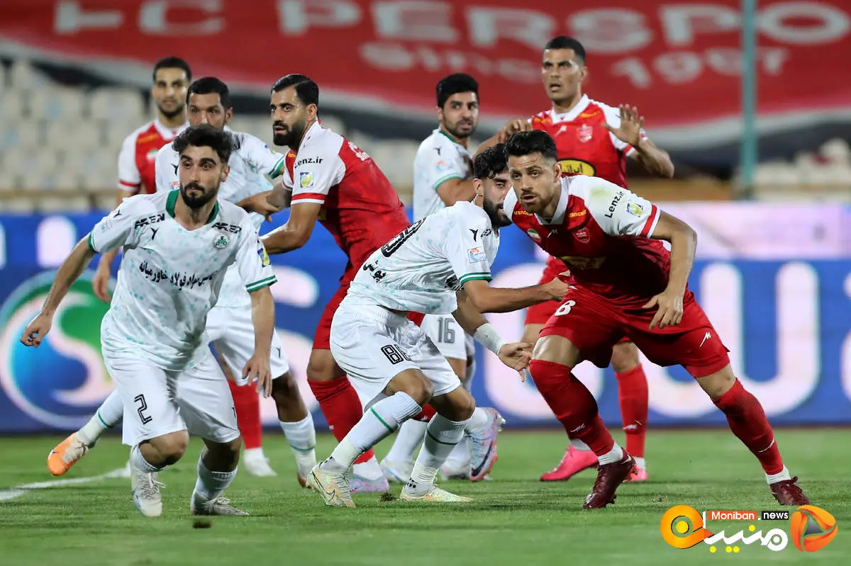 تابلو ورود ممنوع در دستان دو پرسپولیسی/ این دو نفر به هیچکس باج نمیدهند