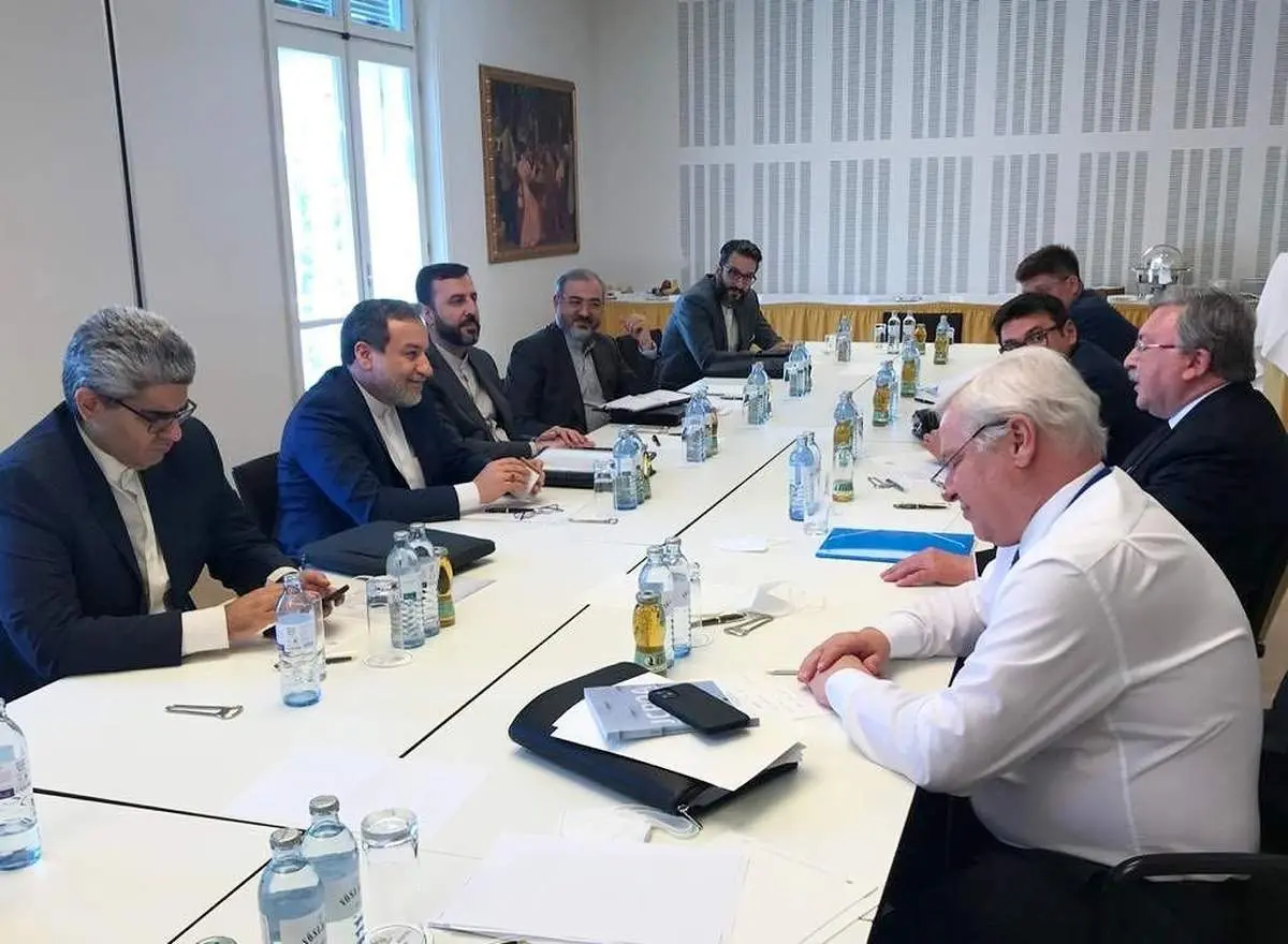 عراقچی و هیات روس با محوریت برجام با یکدیگر دیدار کردند!+جزییات