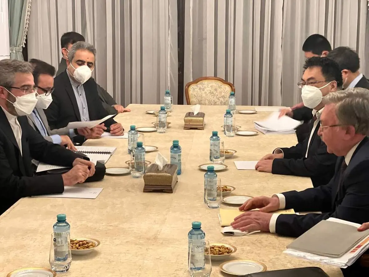دیدار سه جانبه مذاکره کنندگان ارشد ایران، روسیه و چین برگزار شد