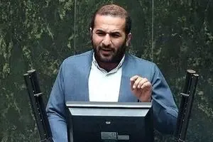 این نماینده مجلس متولد سال ۶۴ است