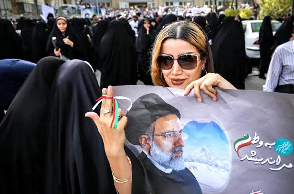 چرا در ستادهای رئیسی گشت ارشاد نبود؟+ عکس 