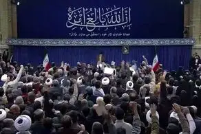 آیه معنادار نصب شده در دیدار امروز رهبری + ببینید 