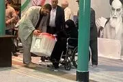 دختر امام در حسینیه جماران + عکس 