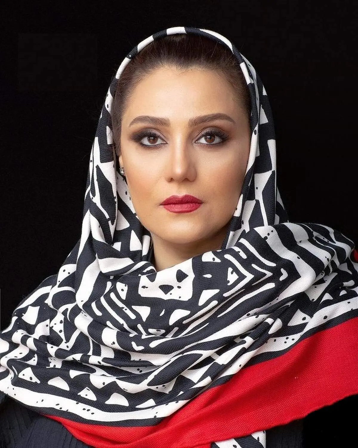 زن و شوهر واقعی سریال شغال با تیپ جذاب/ عکس