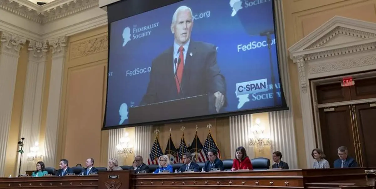 ادامه جلسات جنجالی حمله به کنگره؛ معاون ترامپ سکوتش را شکست