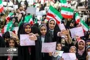 تصاویری از تجمع دختران در اصفهان+دست نوشته