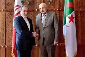 پیام عراقچی به وزیر خارجه الجزایر