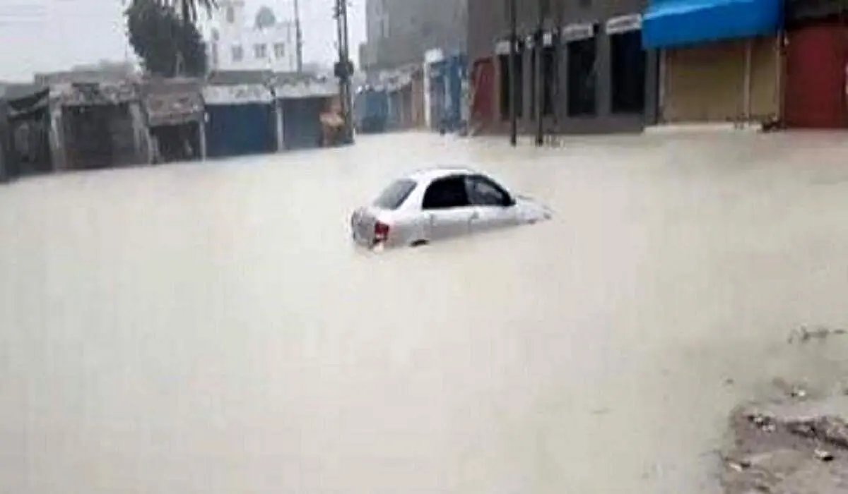 بارش شدید باران/ بندر گوادر زیر آب رفت