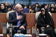همسر قالیباف در کنار او در یک مراسم دیده شد + عکس