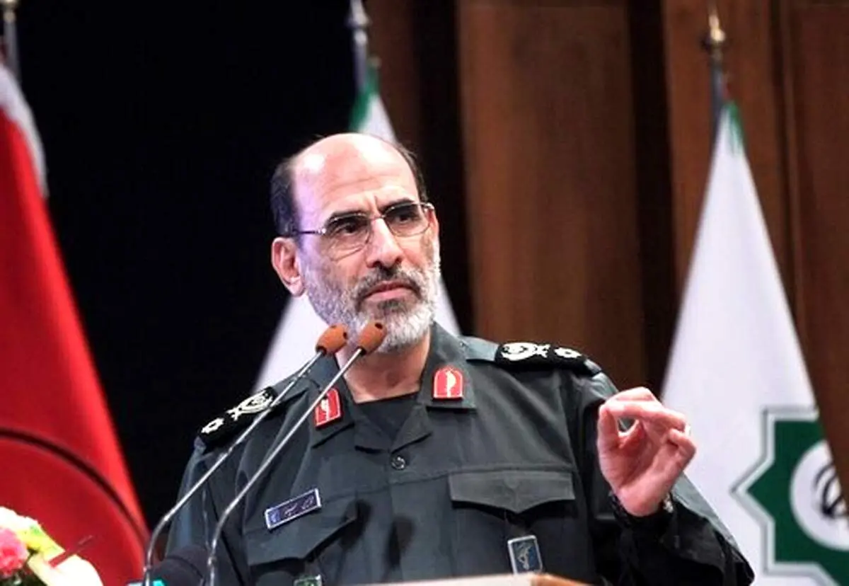 جانشین ستاد کل نیروهای مسلح: بعضی‌ها نامه نوشتند، از رهبری خواستند تا با آمریکا کنار بیاییم