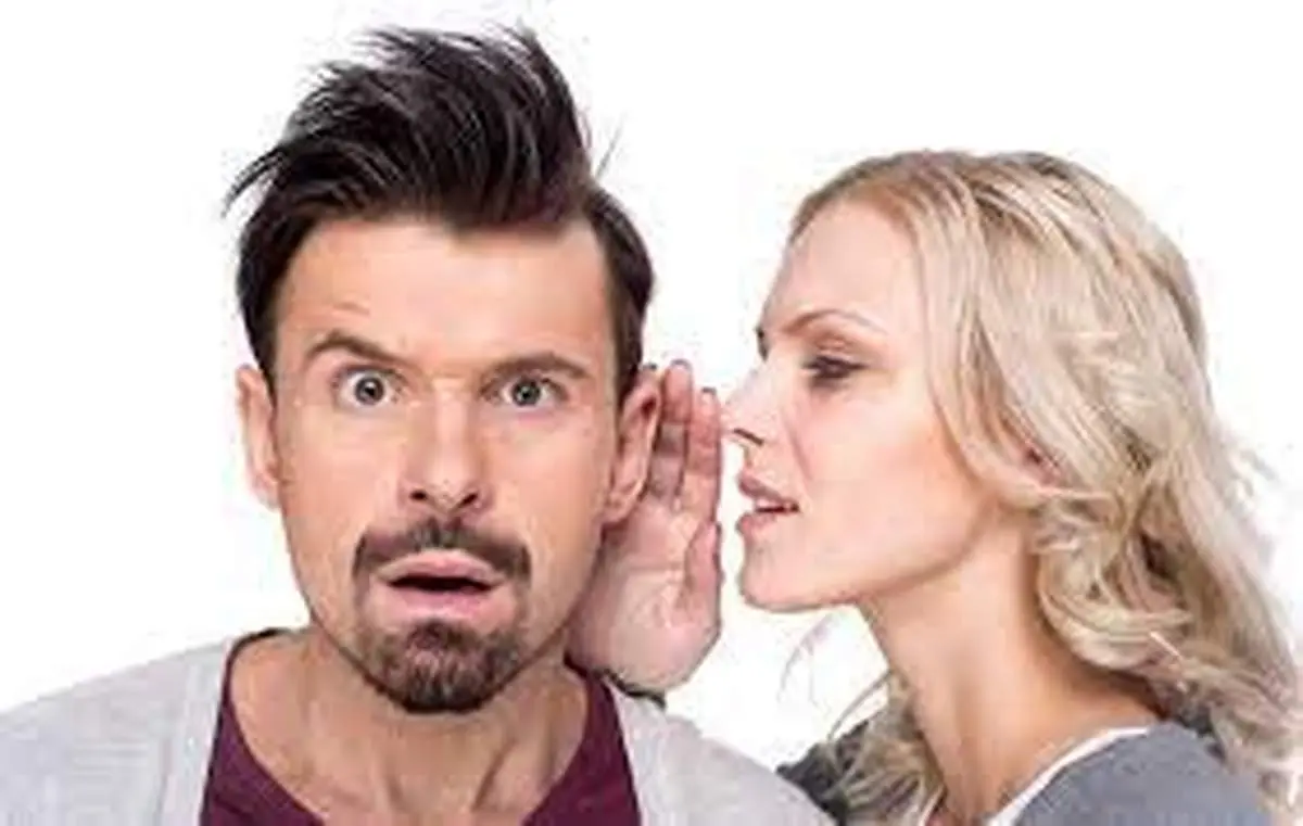 با کسی که پشت سرمان حرف میزند چه کنیم؟