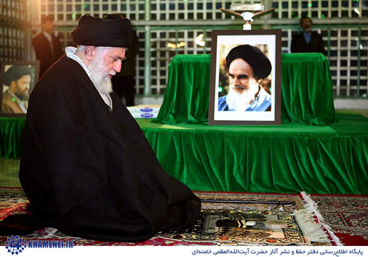 حضور رهبری در حرم امام خمینی (س) و گلزار شهدای بهشت زهرا