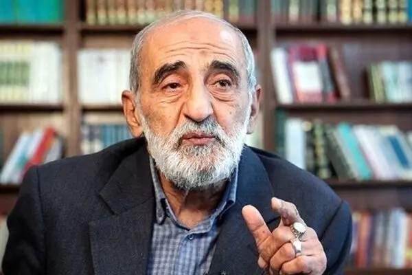  حسین شریعتمداری: باب‌المندب را ببندید!