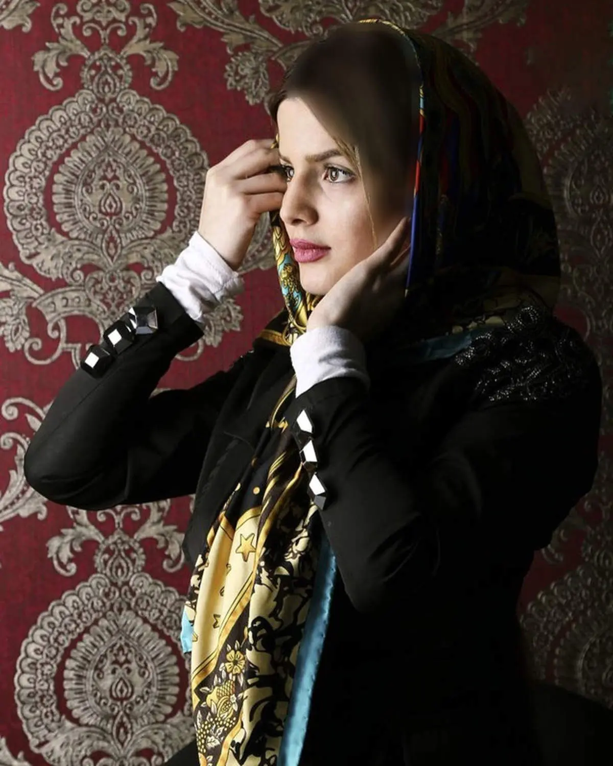 غزاله اکرمی با تیپ مینیمال بسیار جذاب/ عکس