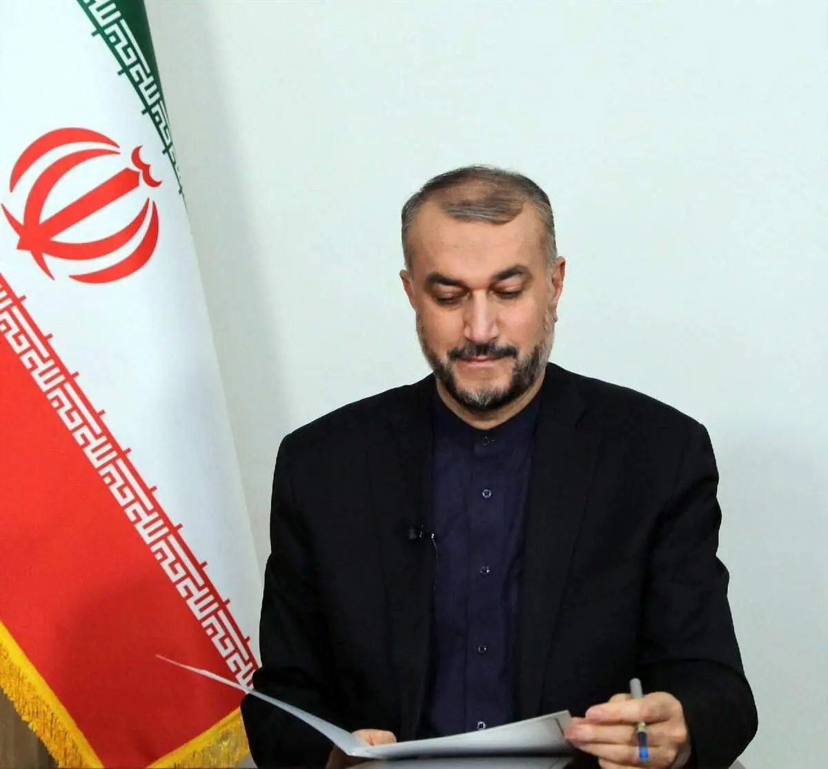 عکس از حجاب و پوشش مدیرکل منطقه‌ای سازمان جهانی بهداشت در تهران + ببینید 