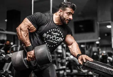  هادی چوپان عذرخواهی کرد/ عکس