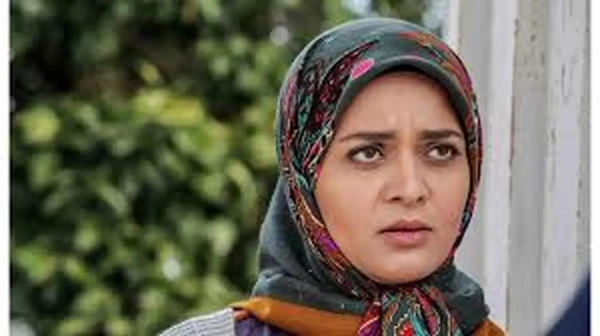 عارفه معماریان با الفاظ تند جواب الناز ملک را داد!/ عکس