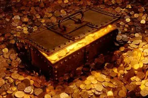 بیرون افتادن گنج میلیاردی از زیر زمین این پیرزن خوش‌شانس!