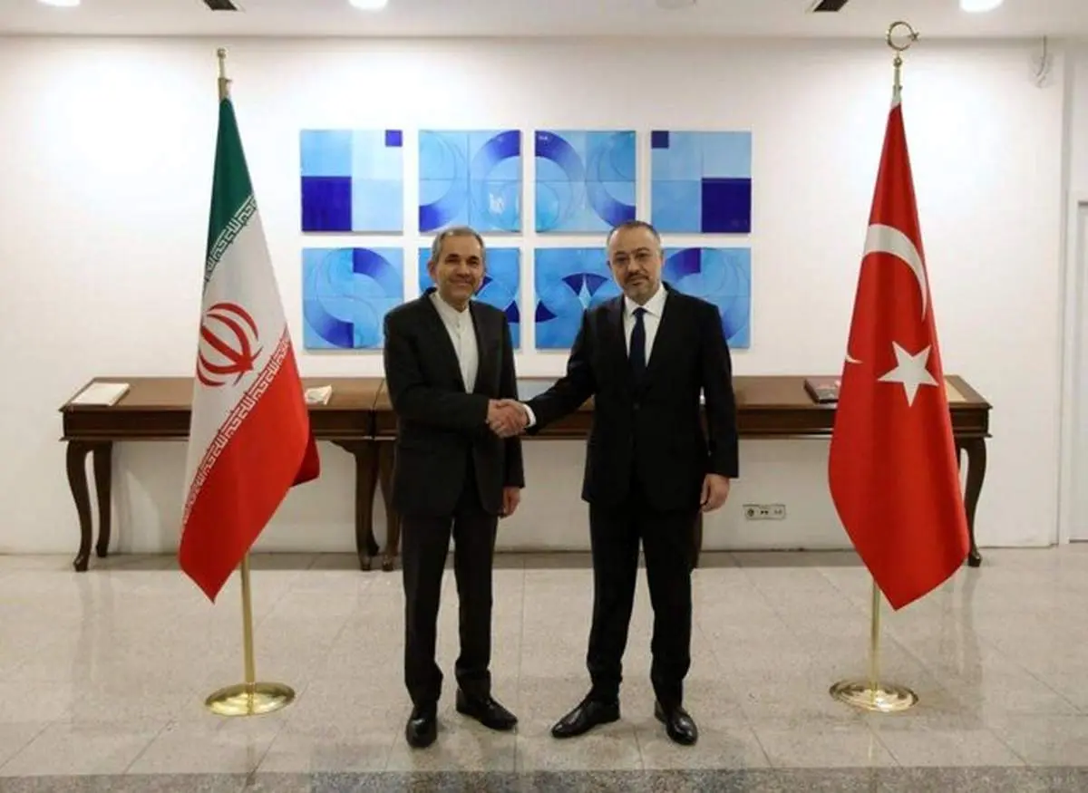 سفر تخت روانچی به آنکارا و برگزاری نشست مشورتهای سیاسی ایران و ترکیه