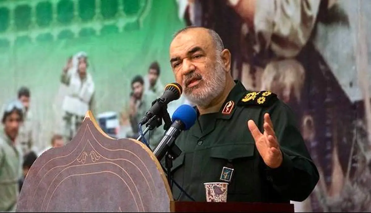 سردار سلامی: این مملکت هر روز جلو میرود و هیچ روزی به عقب باز نمیگردد
