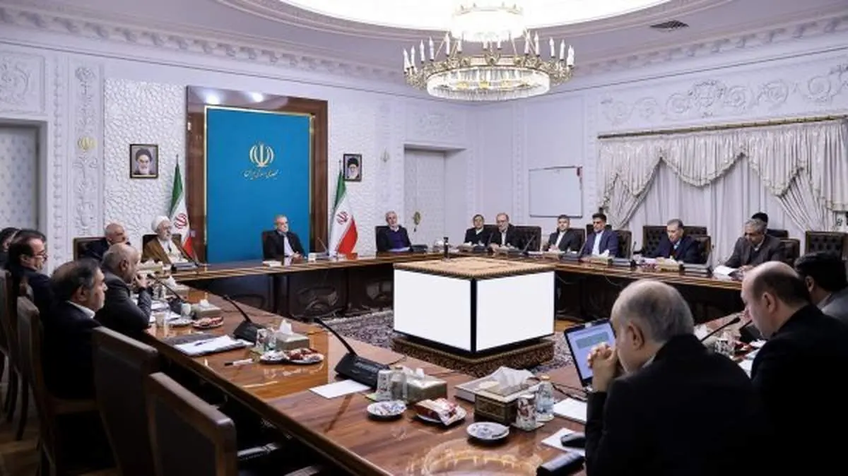 بررسی فوری راهکارهای اجرایی ایفای نقش صندوق توسعه ملی در رفع ناترازیهای انرژی و توسعه کشور