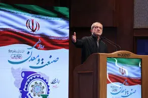 صداوسیما تنها بخشی از سخنان رهبری درباره عدم مذاکره را پخش می‌کند/ ارتباط و سطح دسترسی به رهبری افزایش یافته است 