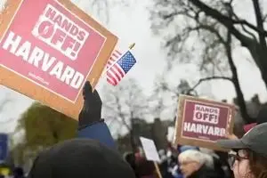 مشکل ترامپ با دانشگاه هاروارد چیست؟ 