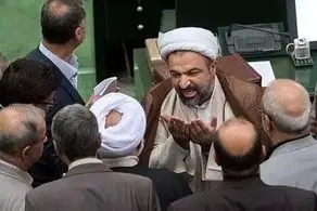توهین حمید رسایی به یک نماینده: بی جا می کنی! 