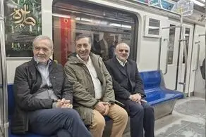 بازگشت رئیس جمهور از راهپیمایی ۲۲ بهمن با مترو