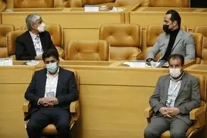 رفتار جالب علی کریمی و آجرلو در حاشیه انتخابات فدراسیون فوتبال
+عکس