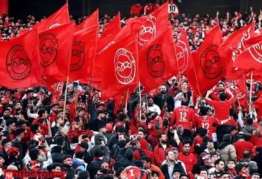 بازیکن استقلال با تراکتور به توافق رسید