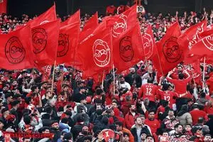 بازی‌های ملوان مقابل تراکتور و استقلال سه