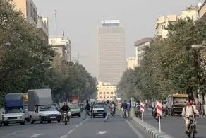 عکسی جالب از پلیس زن در خیابانهای تهران