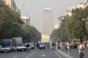 یک خودرو عجیب الخلقه در خیابانها+ عکس